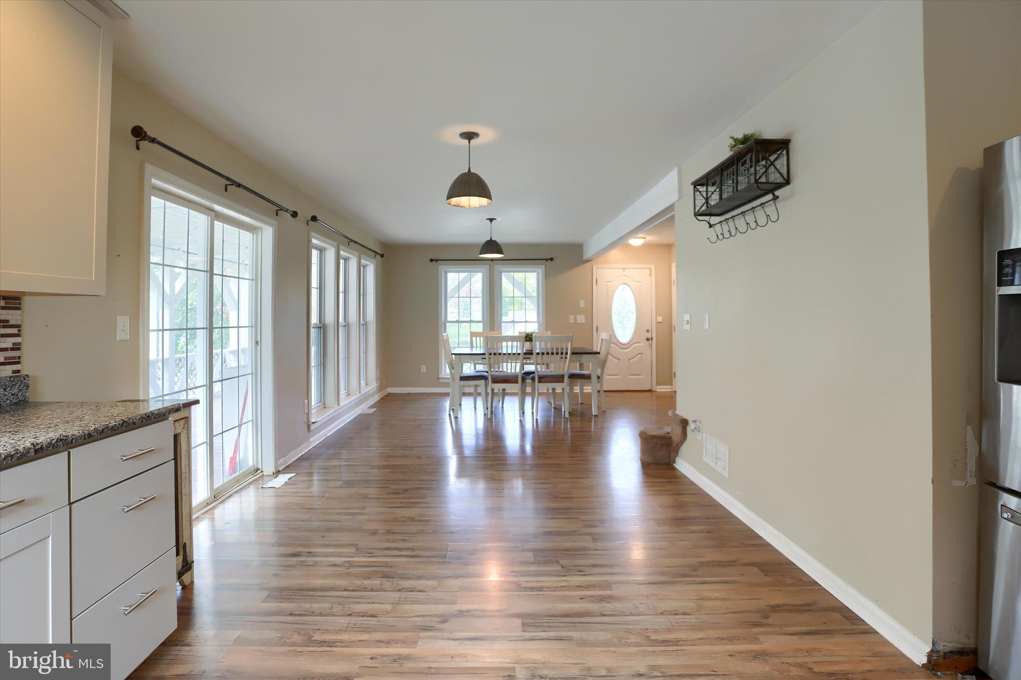 EQUINE VILLAGE - Residential