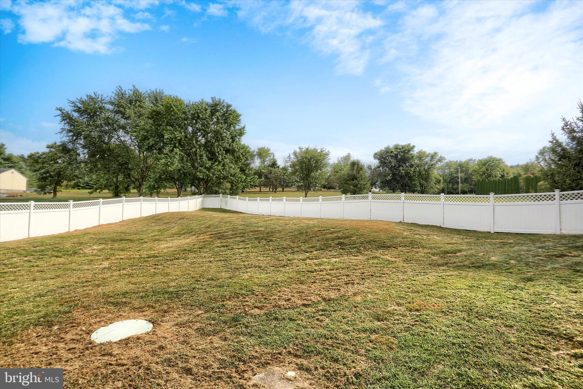 EQUINE VILLAGE - Residential