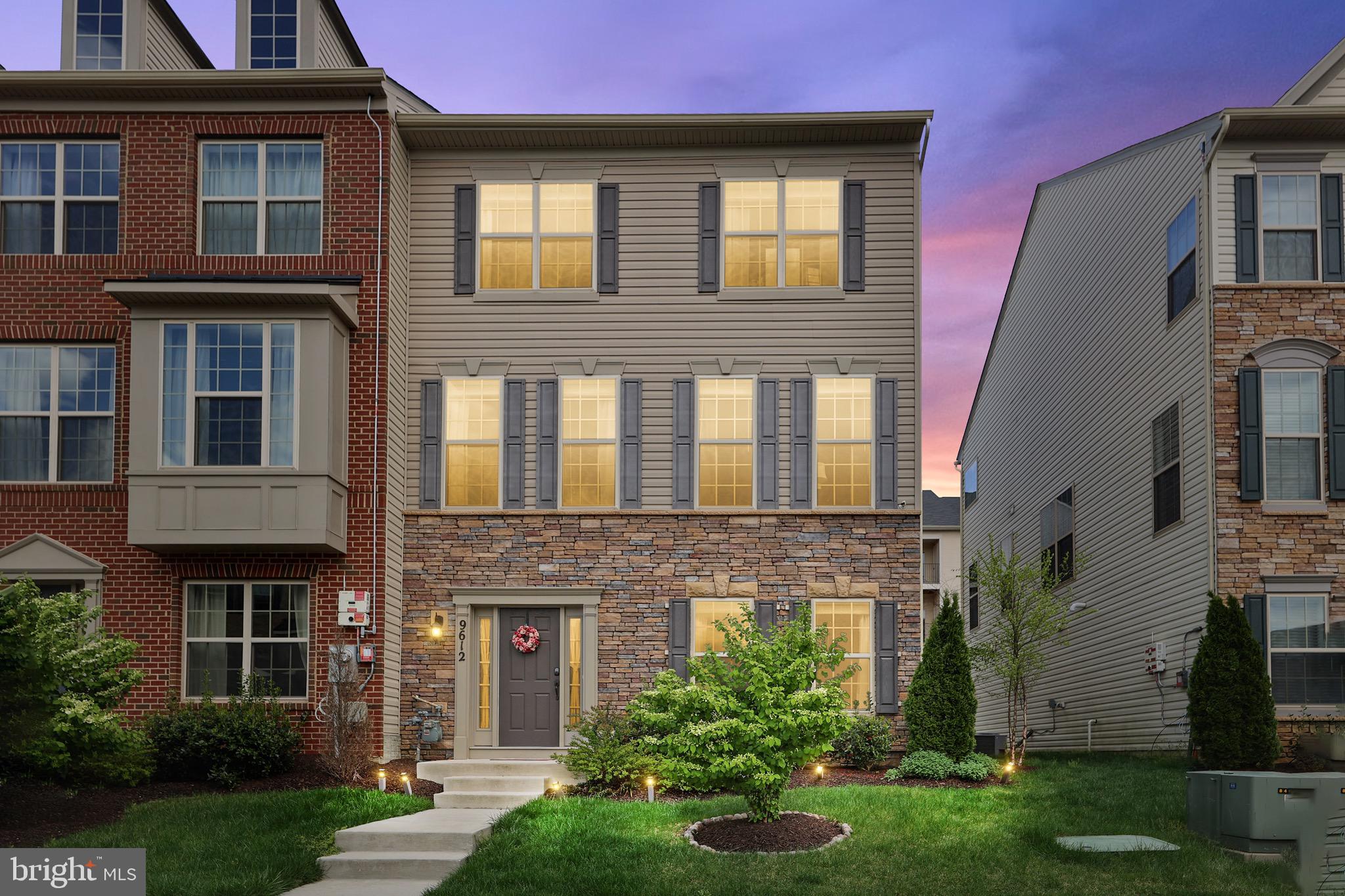 WOODMORE TOWNE CENTRE - Residential