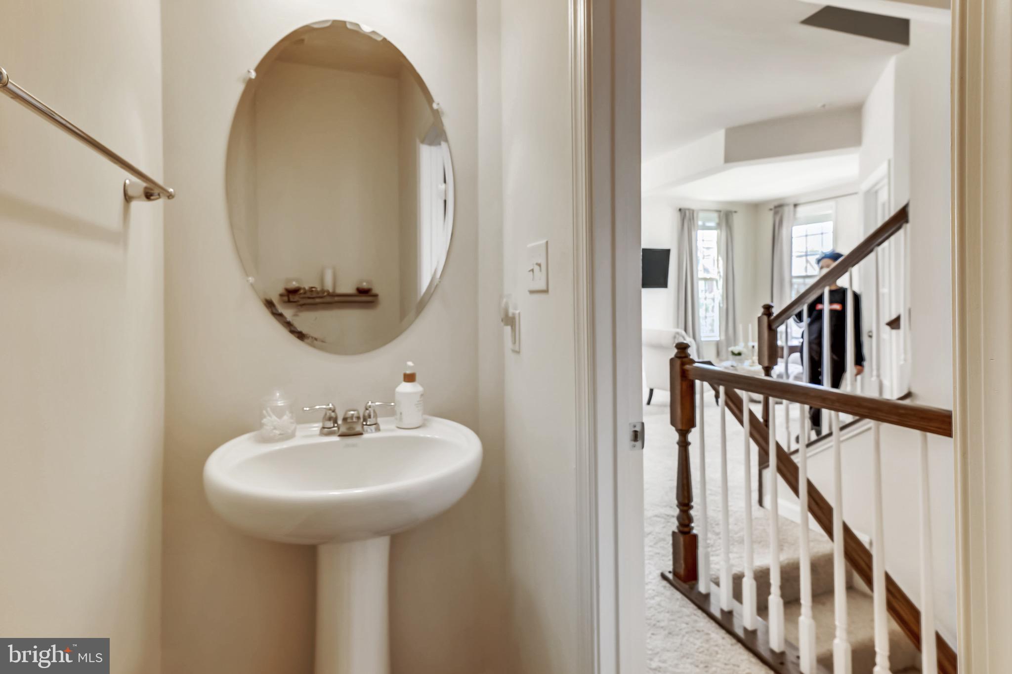 WOODMORE TOWNE CENTRE - Residential