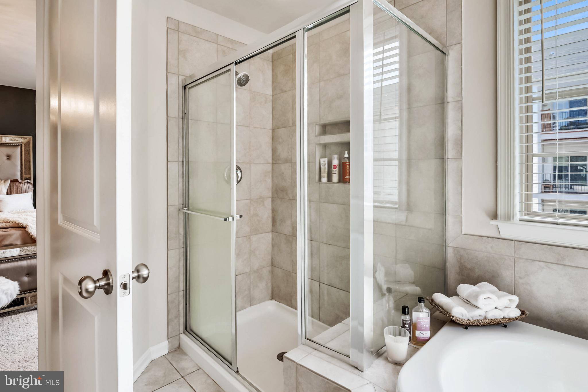 WOODMORE TOWNE CENTRE - Residential