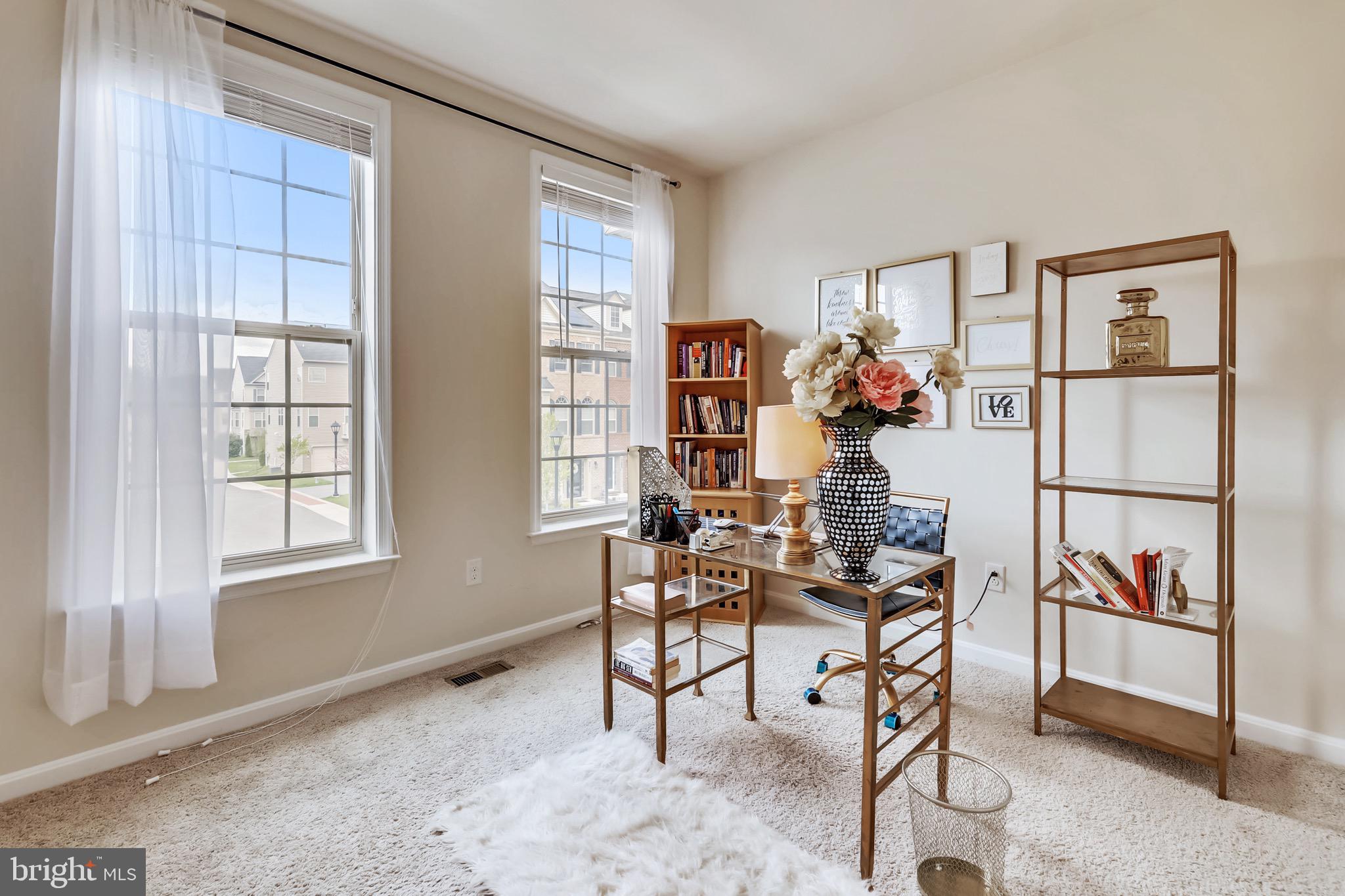 WOODMORE TOWNE CENTRE - Residential