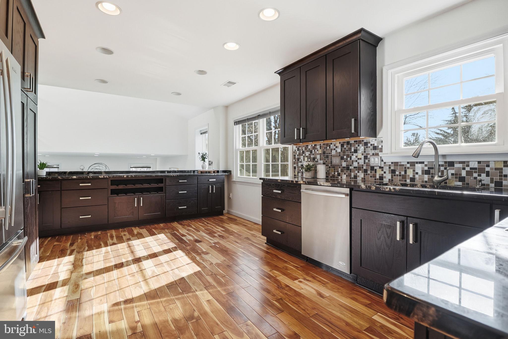 ROLLINGWOODS ESTATES - Residential