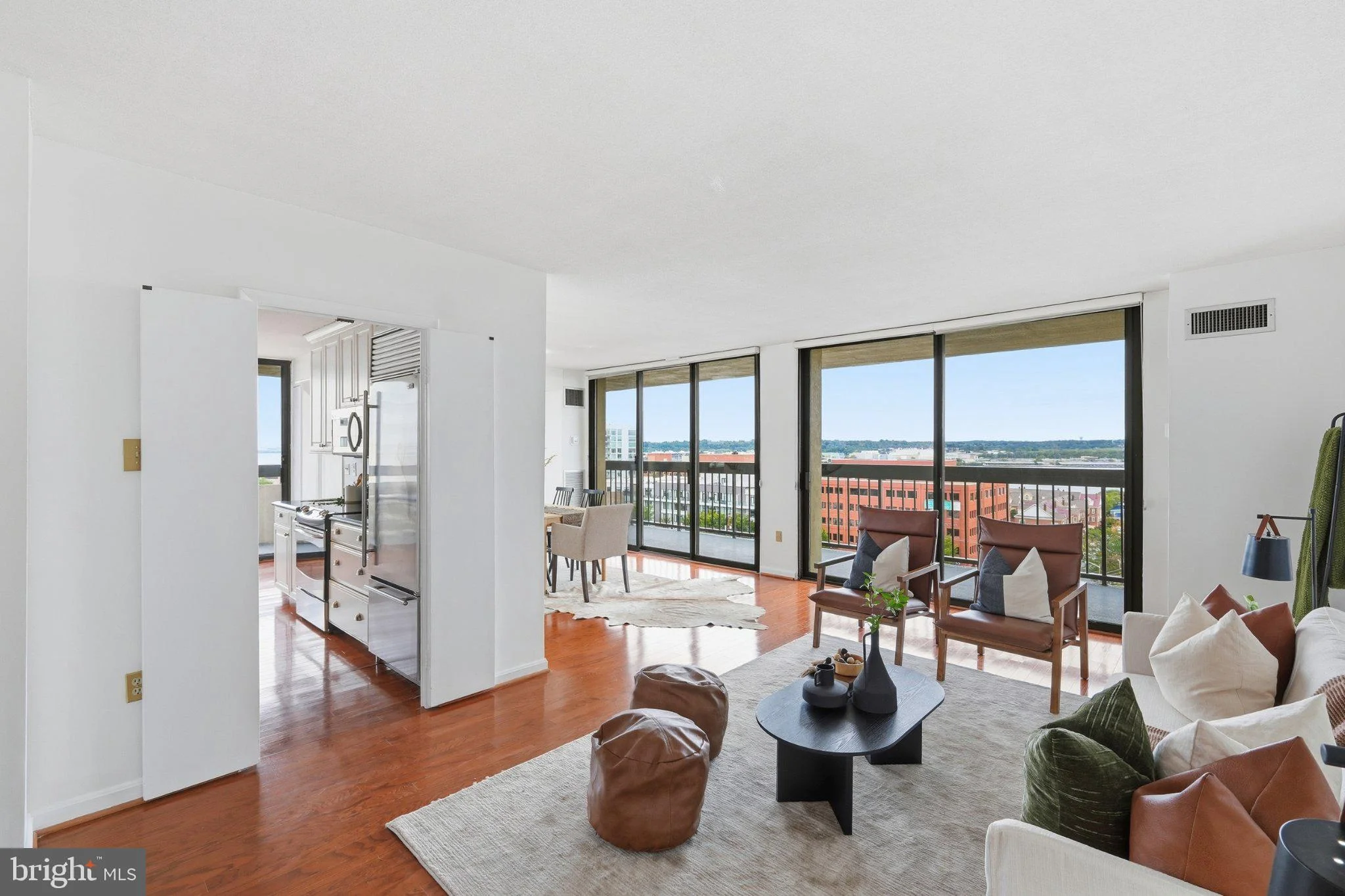 400 Madison Street Unit 1008