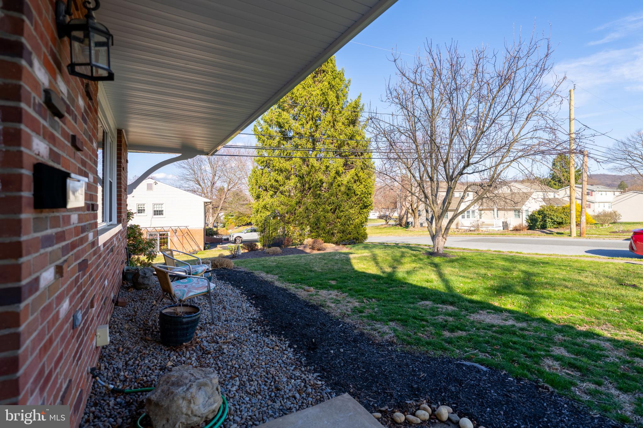 ARROWHEAD - Residential