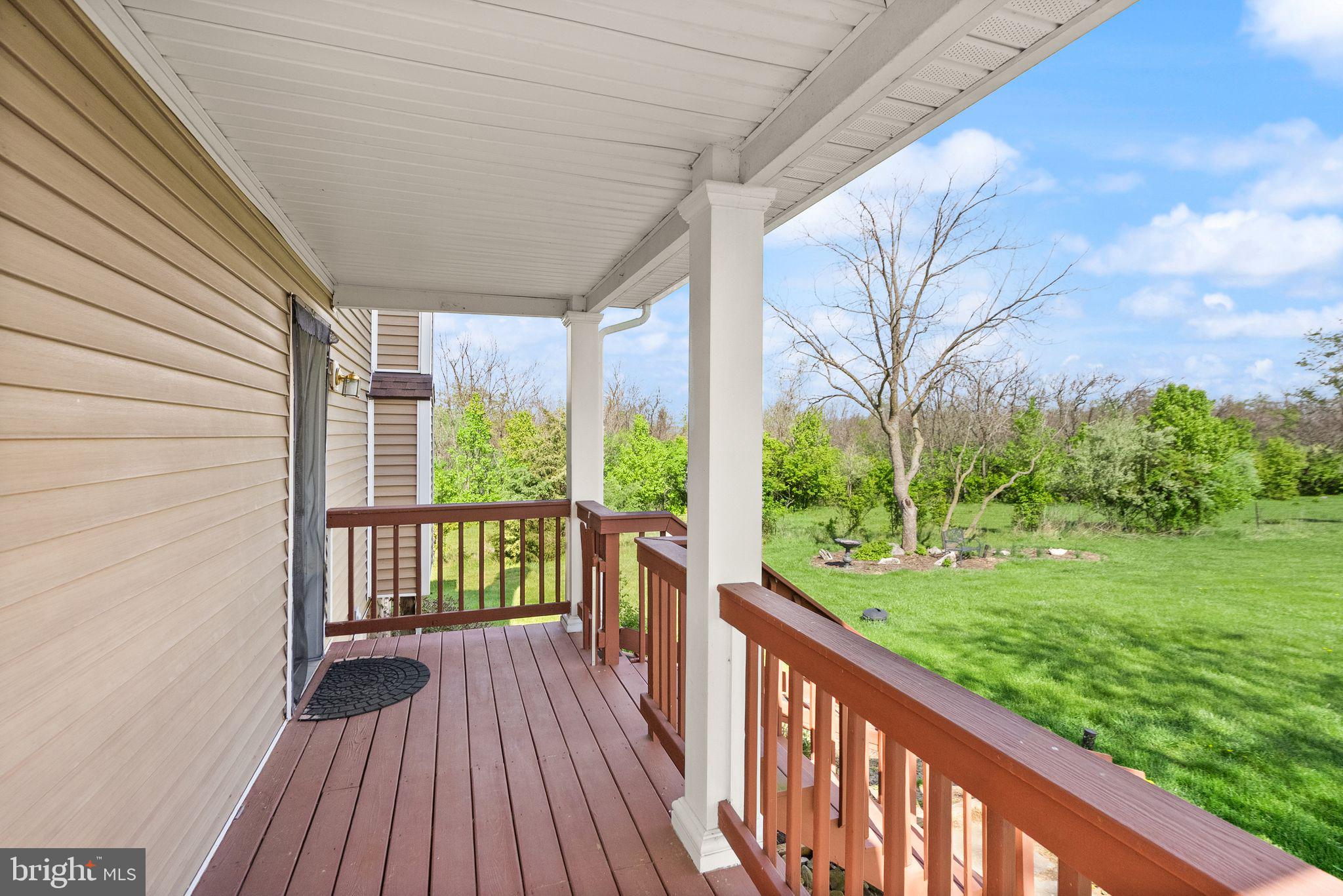 943 CASTLEROCK LANE