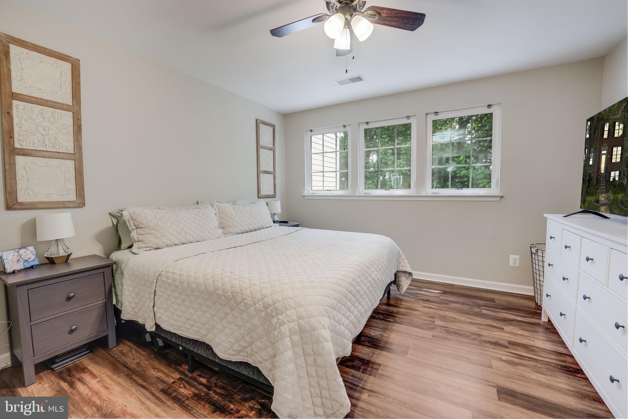 SOUTHLAKE AT MONTCLAIR - Residential