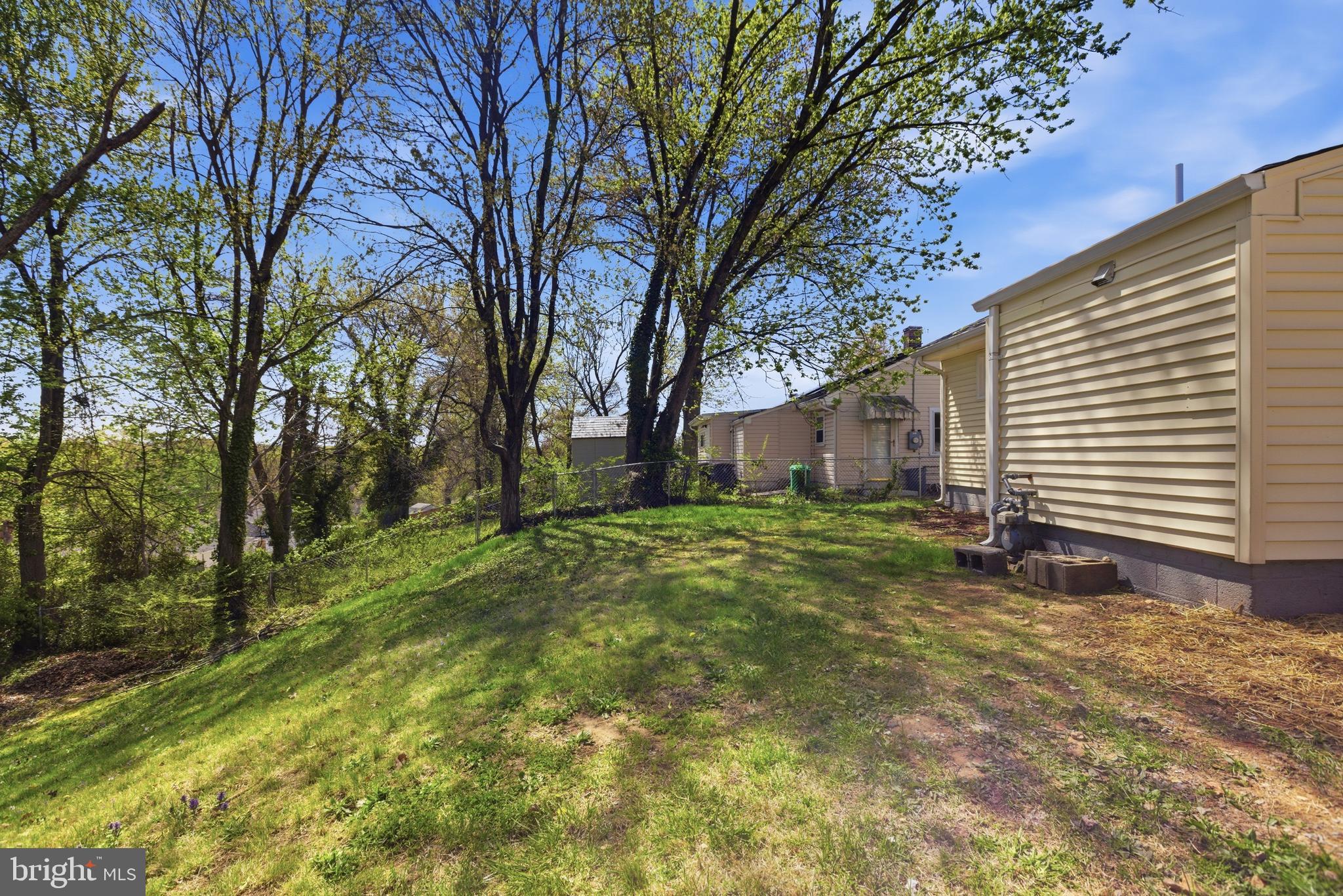 LANDOVER ESTATES - Residential