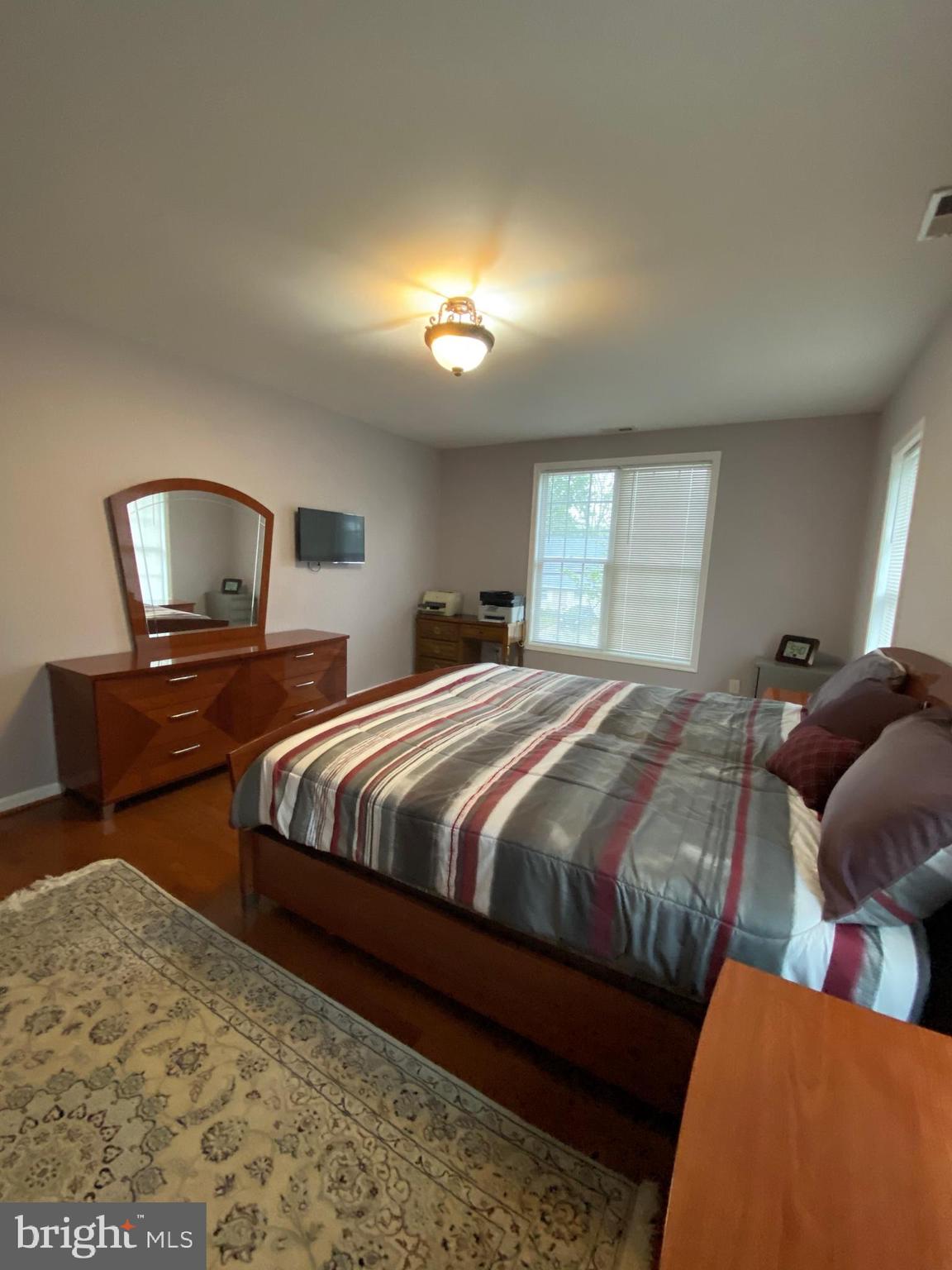 PIMMIT HILLS - Residential Lease