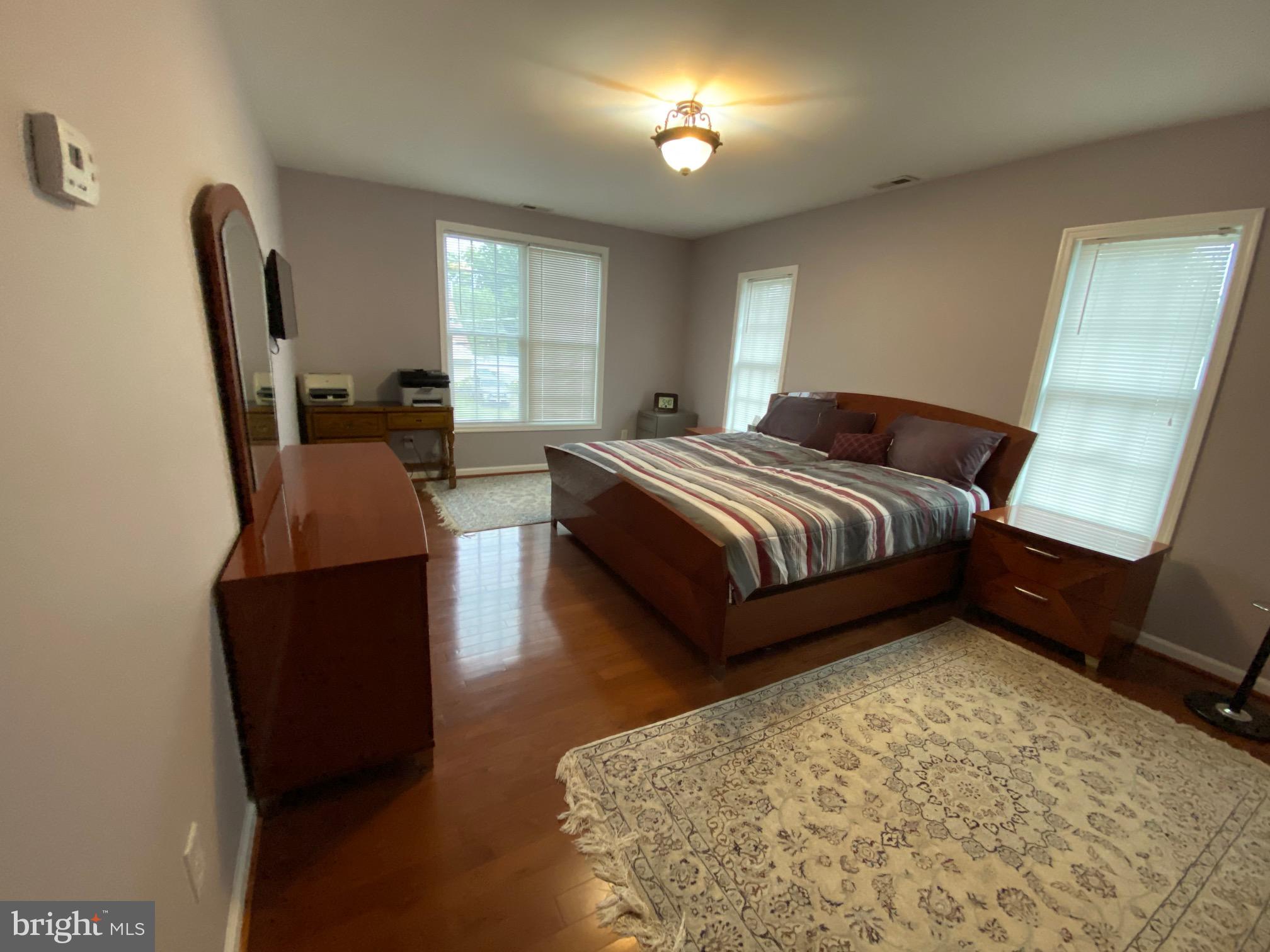 PIMMIT HILLS - Residential Lease