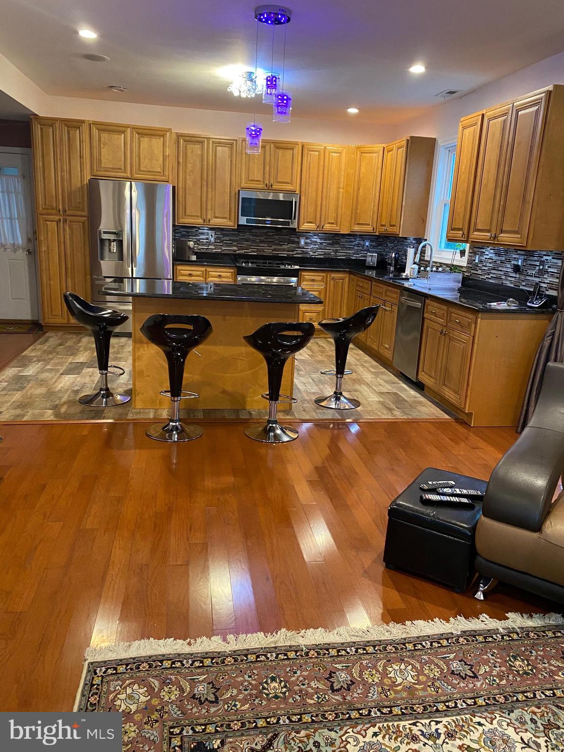 PIMMIT HILLS - Residential Lease