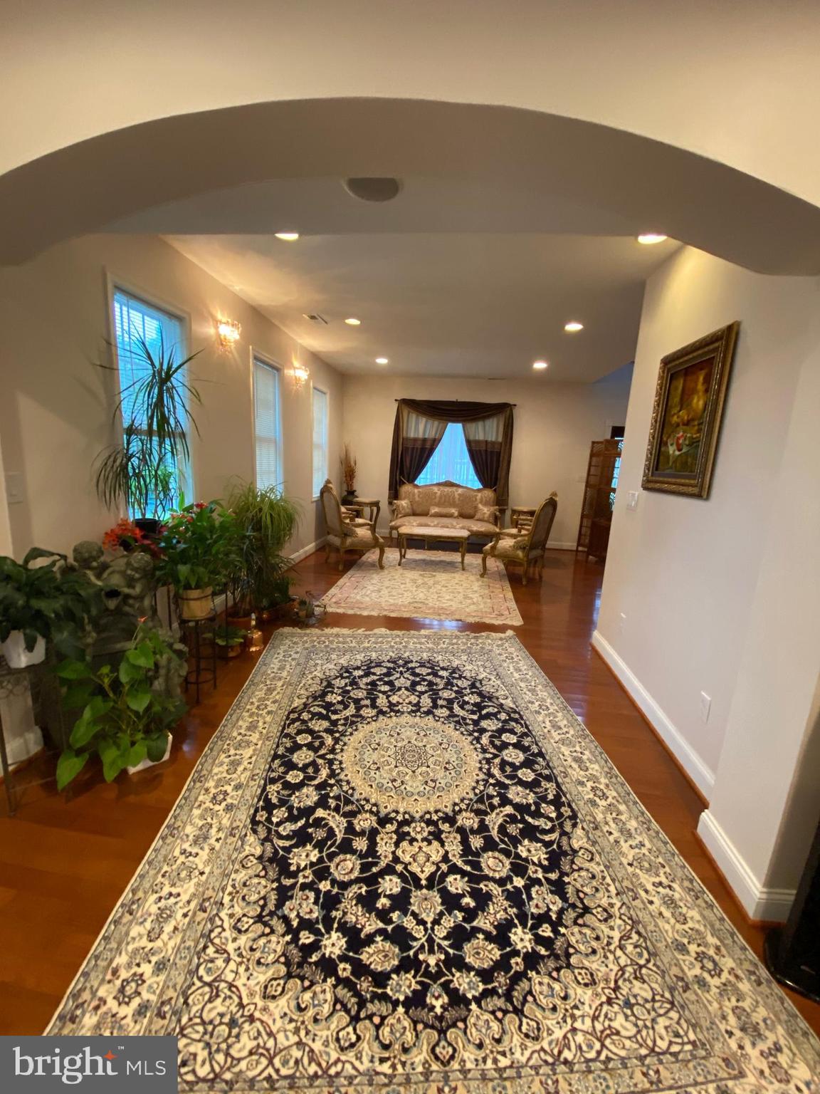 PIMMIT HILLS - Residential Lease