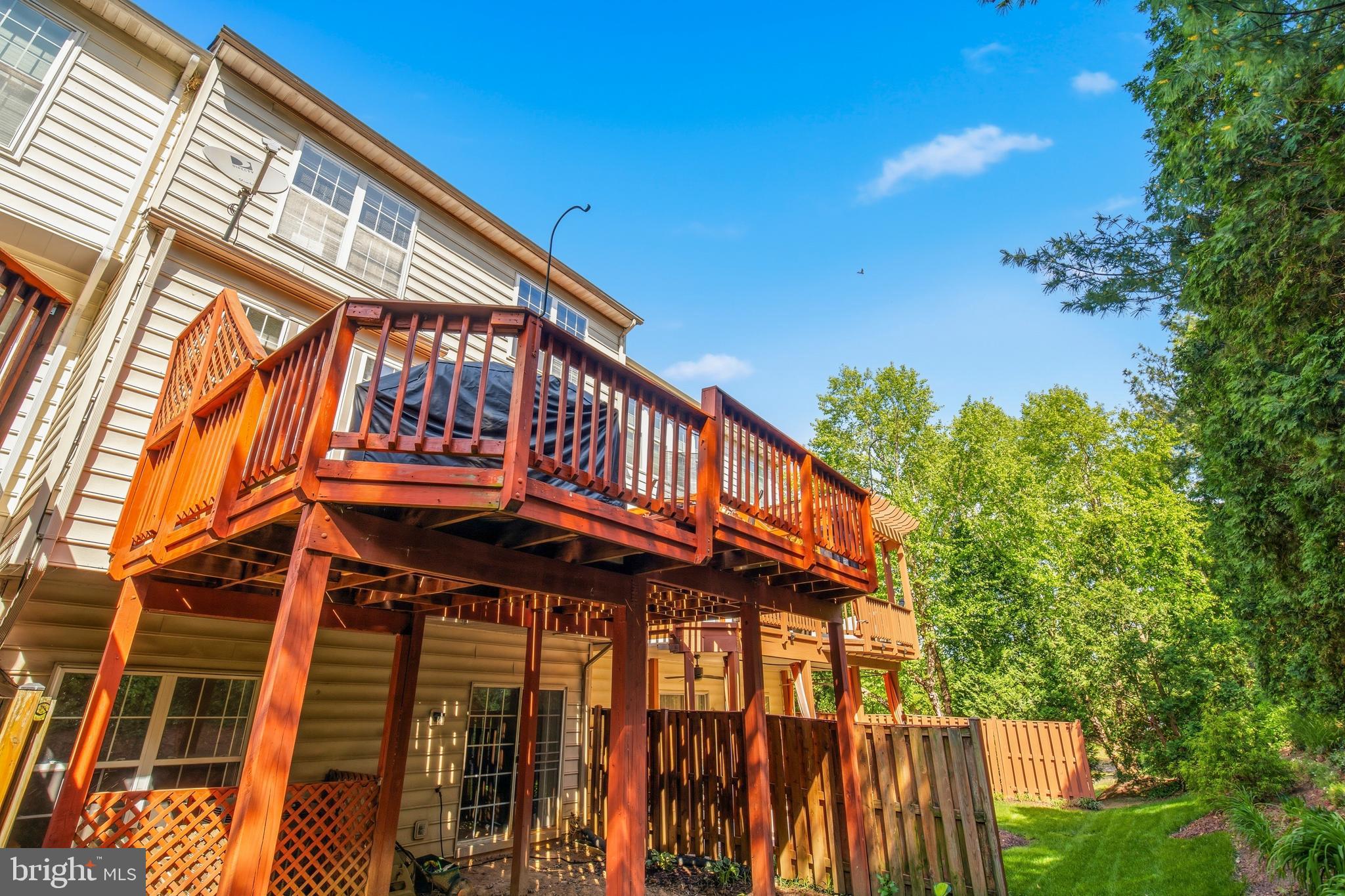TOWNES AT MANCHESTER PARK - Residential