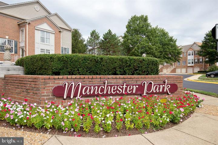 6202 MANCHESTER PARK CIRCLE