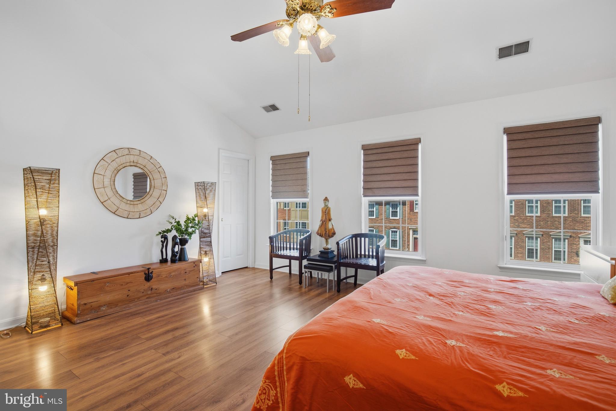 TOWNES AT MANCHESTER PARK - Residential