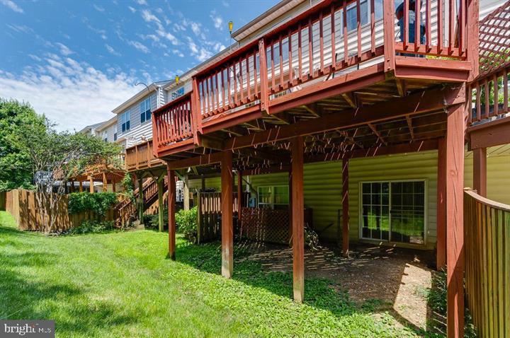 TOWNES AT MANCHESTER PARK - Residential