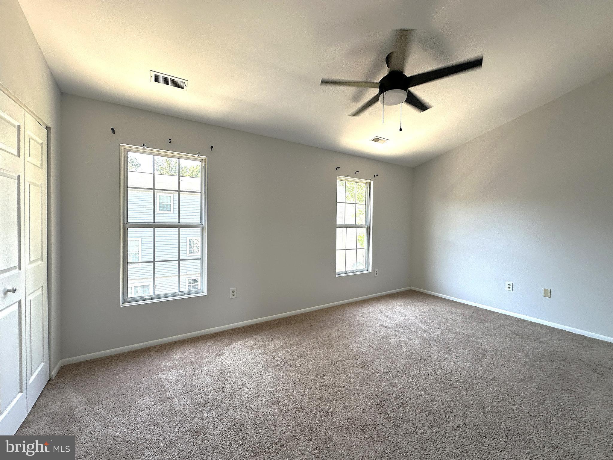 BURNT OAKS - Residential