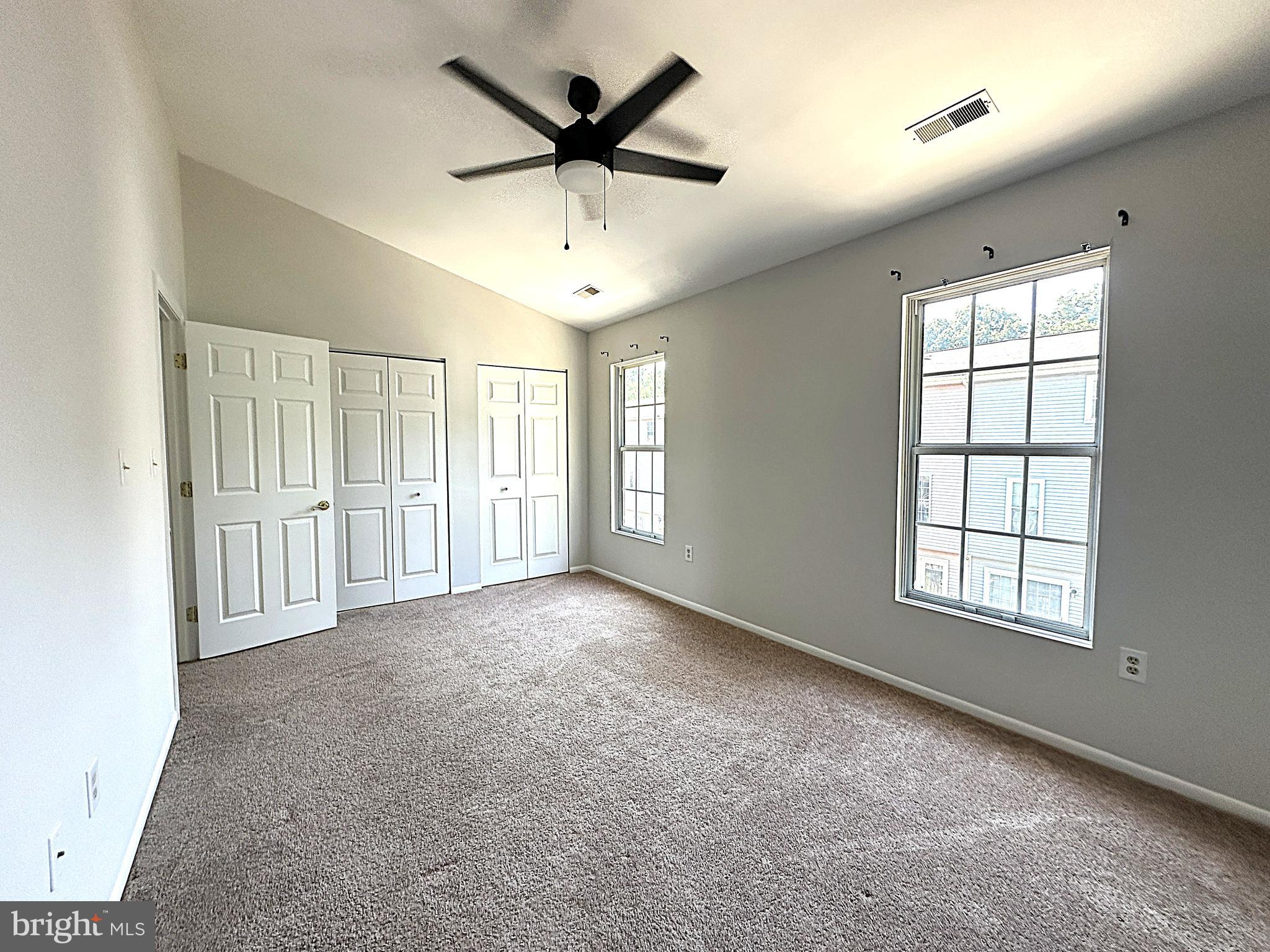 BURNT OAKS - Residential