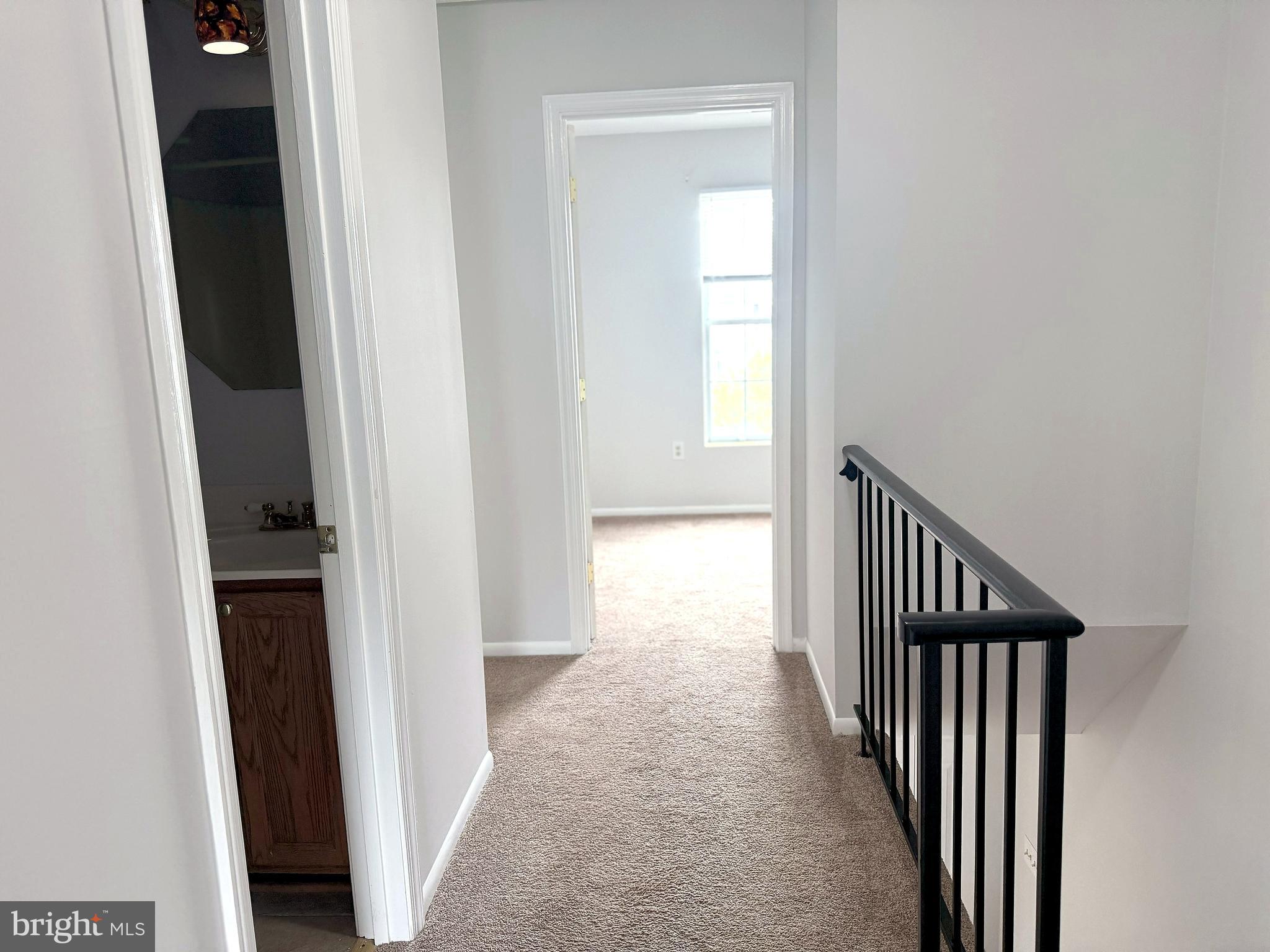 BURNT OAKS - Residential