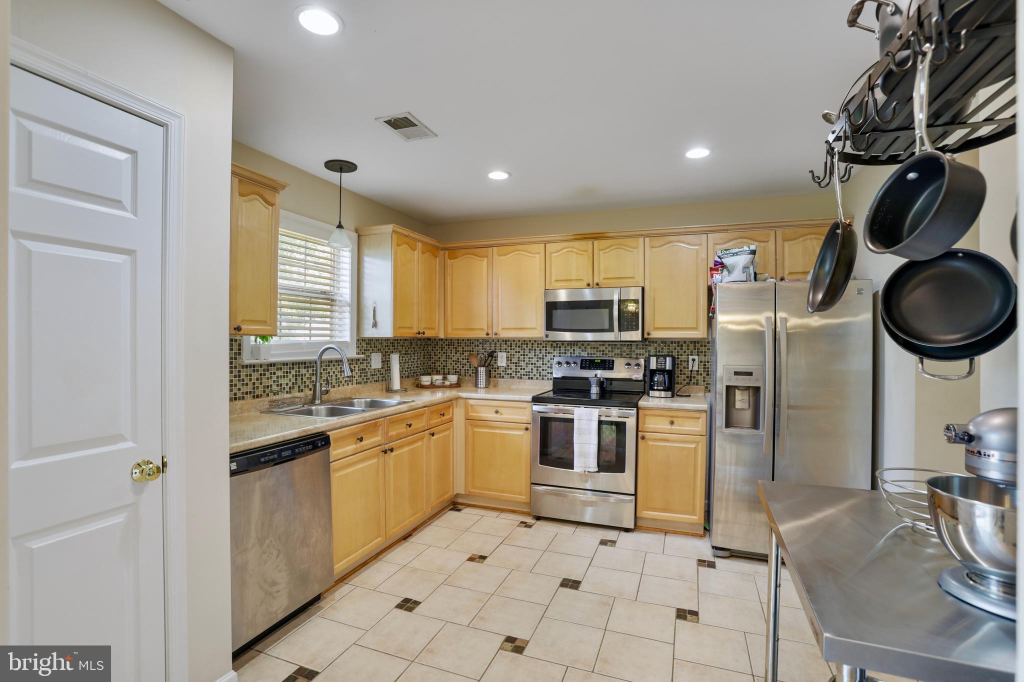 CROSSWINDS - Residential Lease