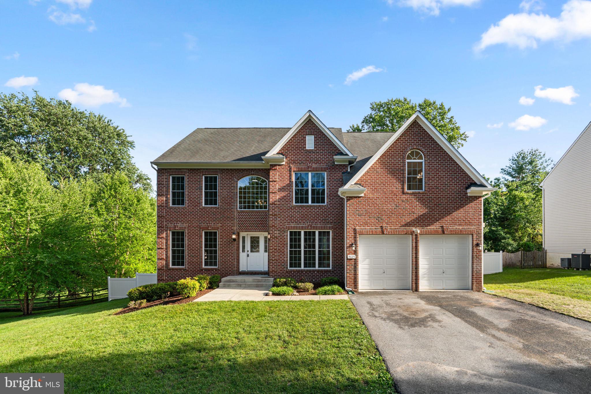 CENTENNIAL OVERLOOK - Residential