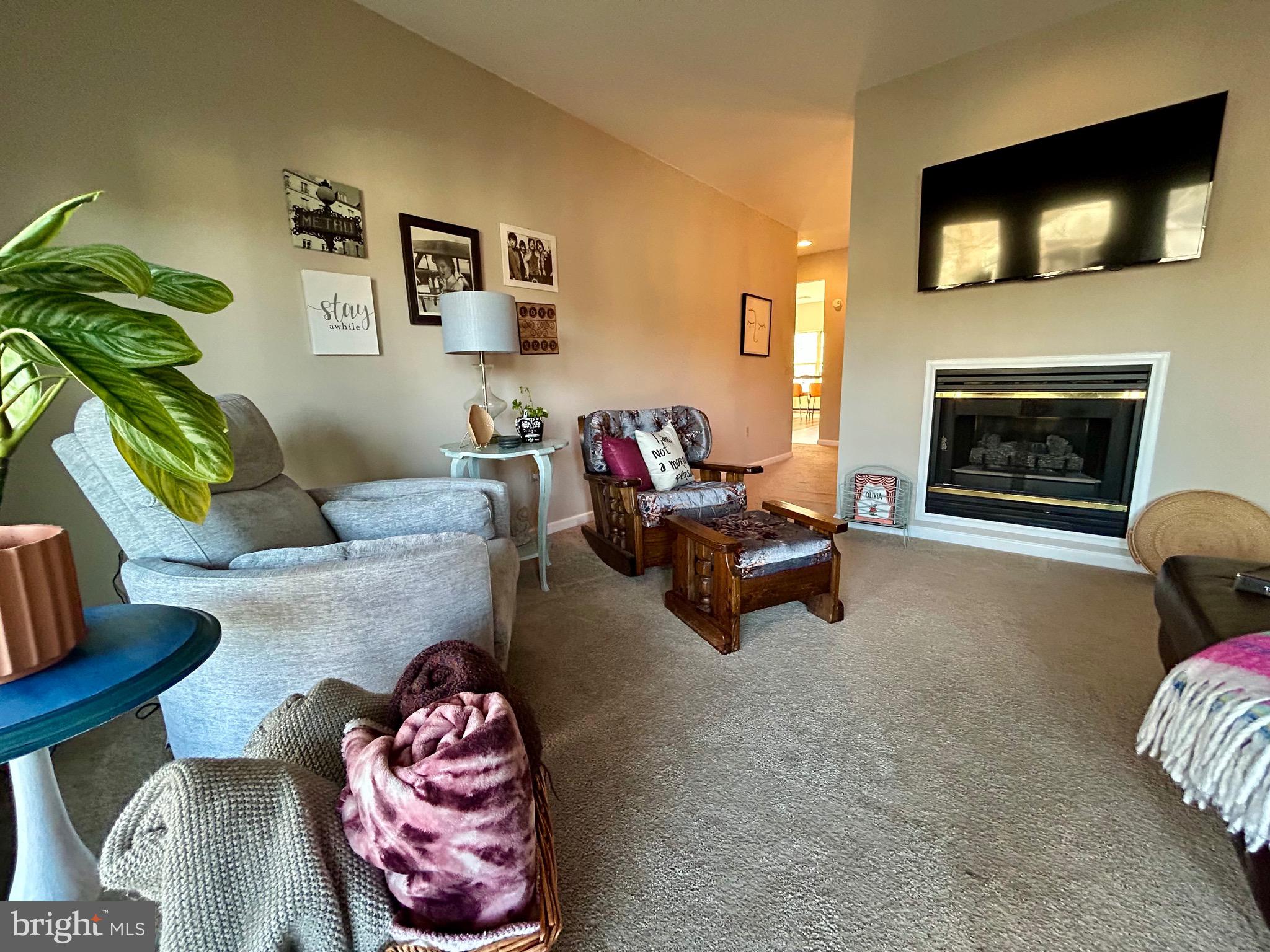 WESLEY MEWS - Residential