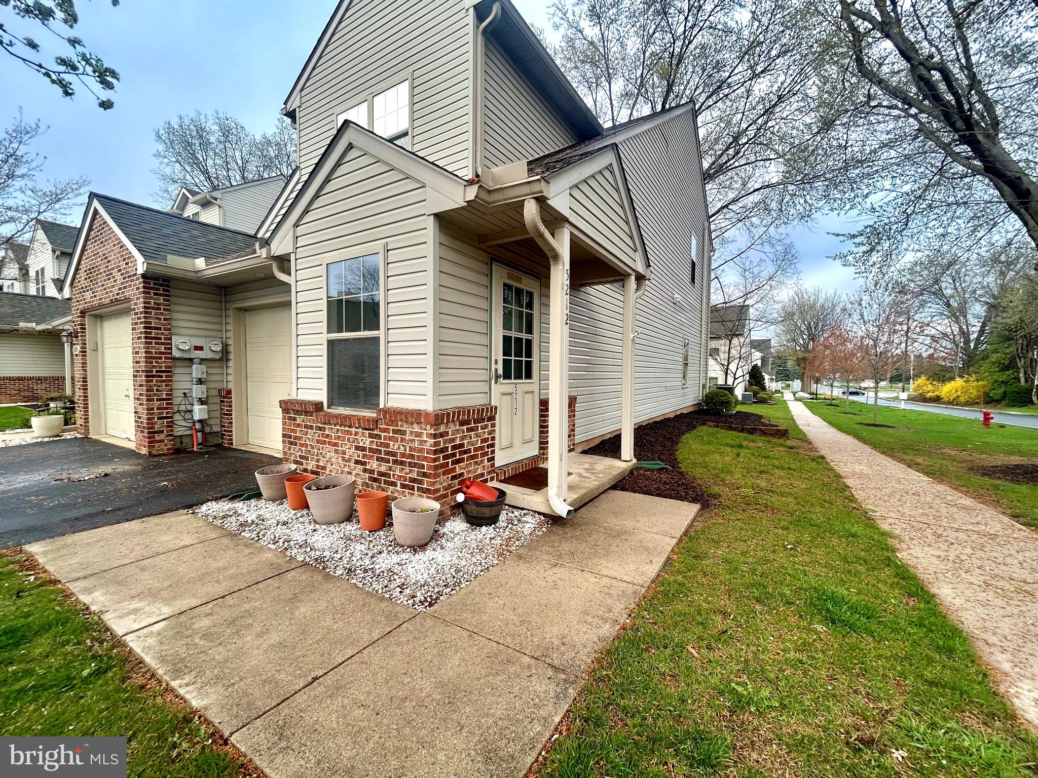 WESLEY MEWS - Residential