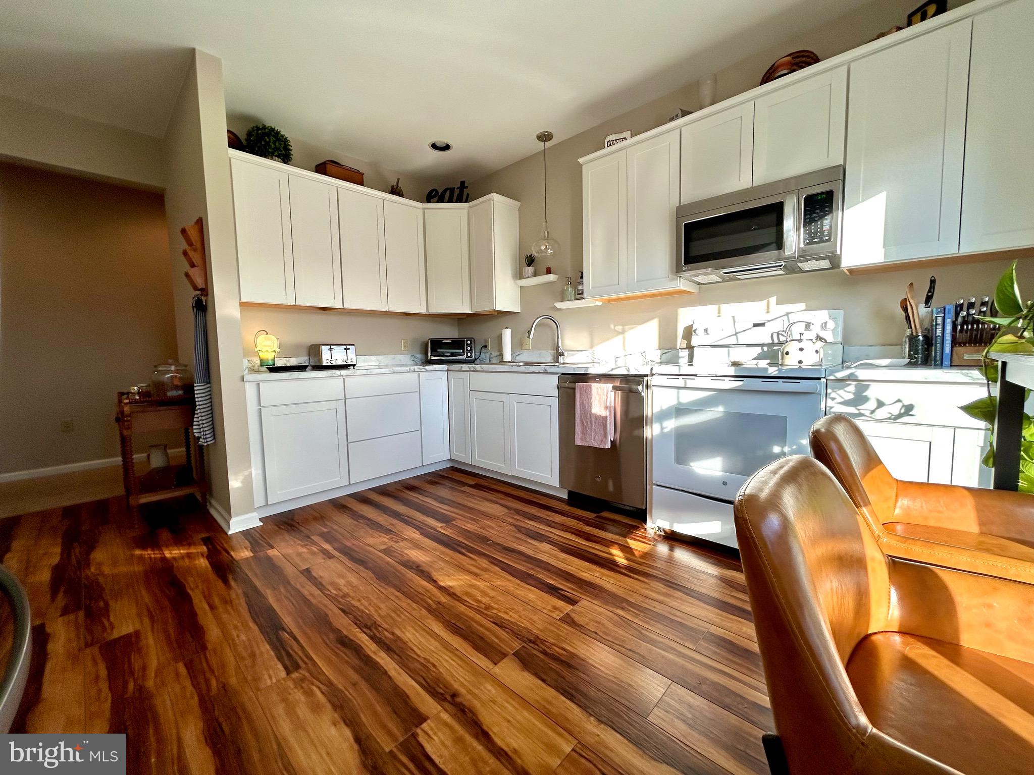 WESLEY MEWS - Residential