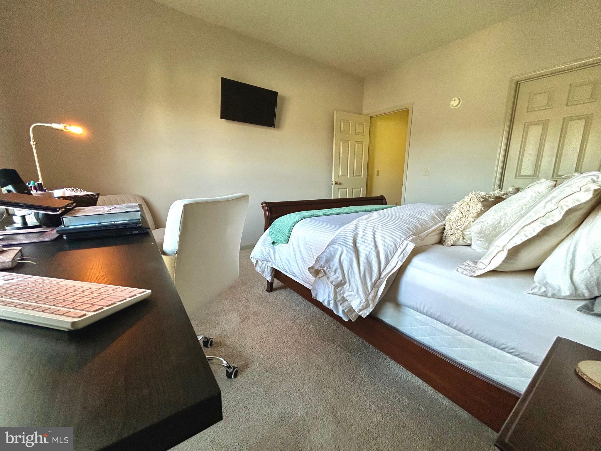 WESLEY MEWS - Residential