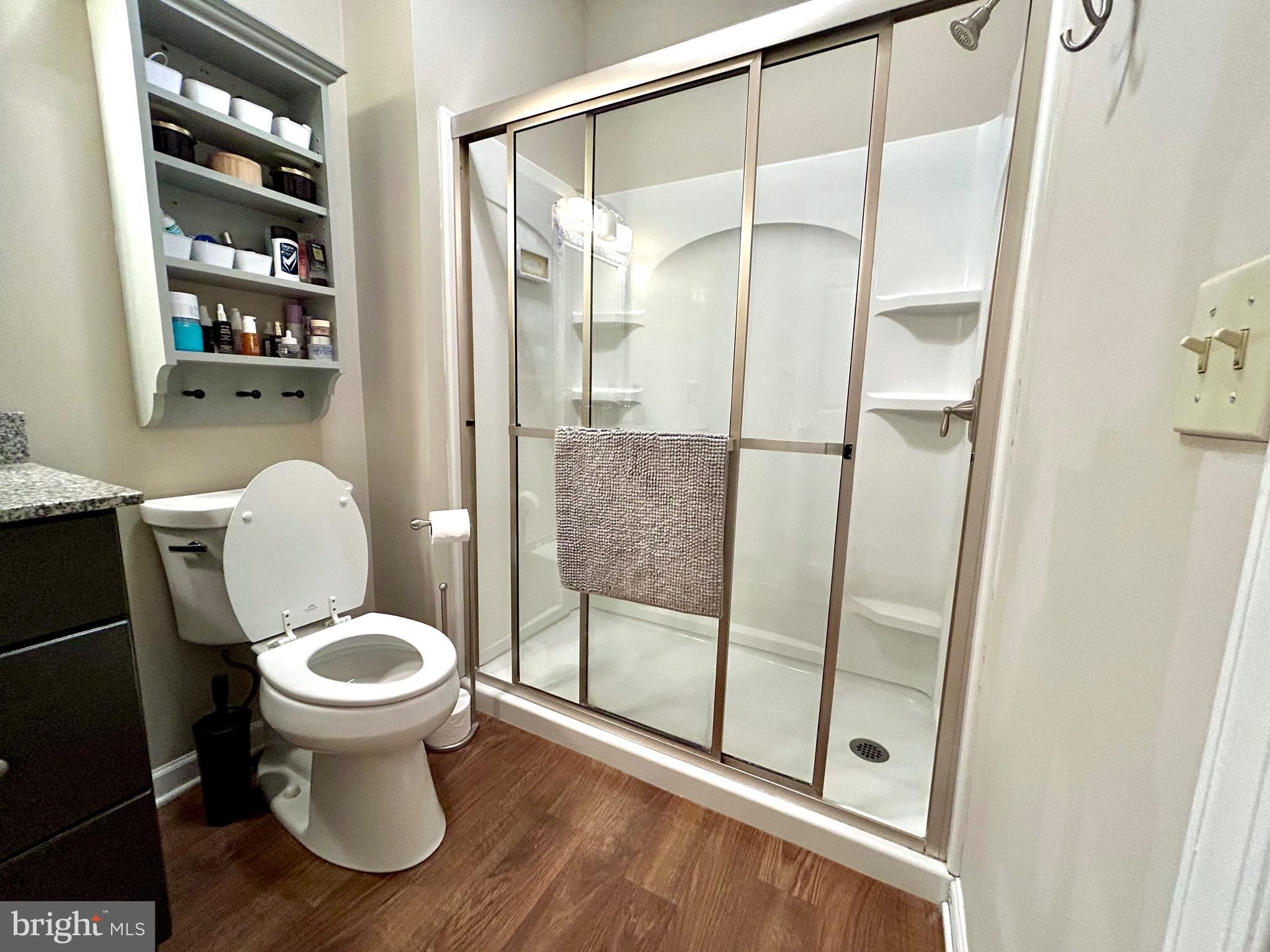 WESLEY MEWS - Residential