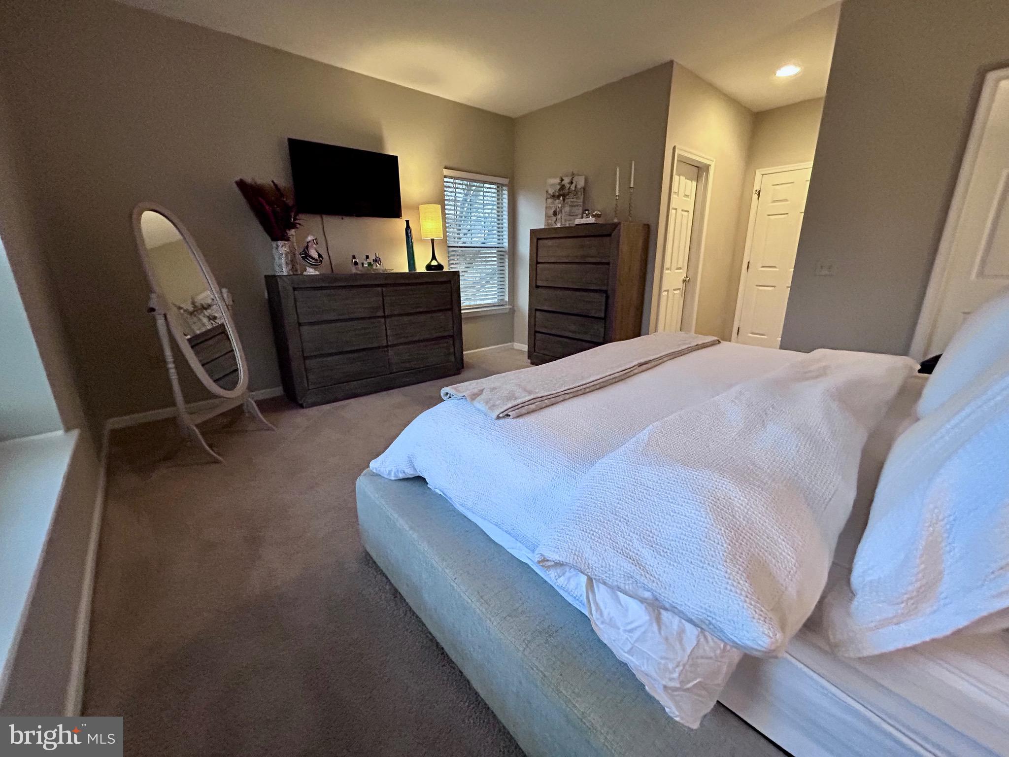 WESLEY MEWS - Residential