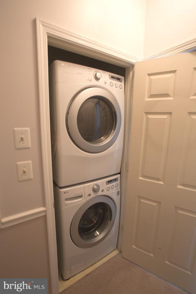 STONECROFT CONDO - Residential