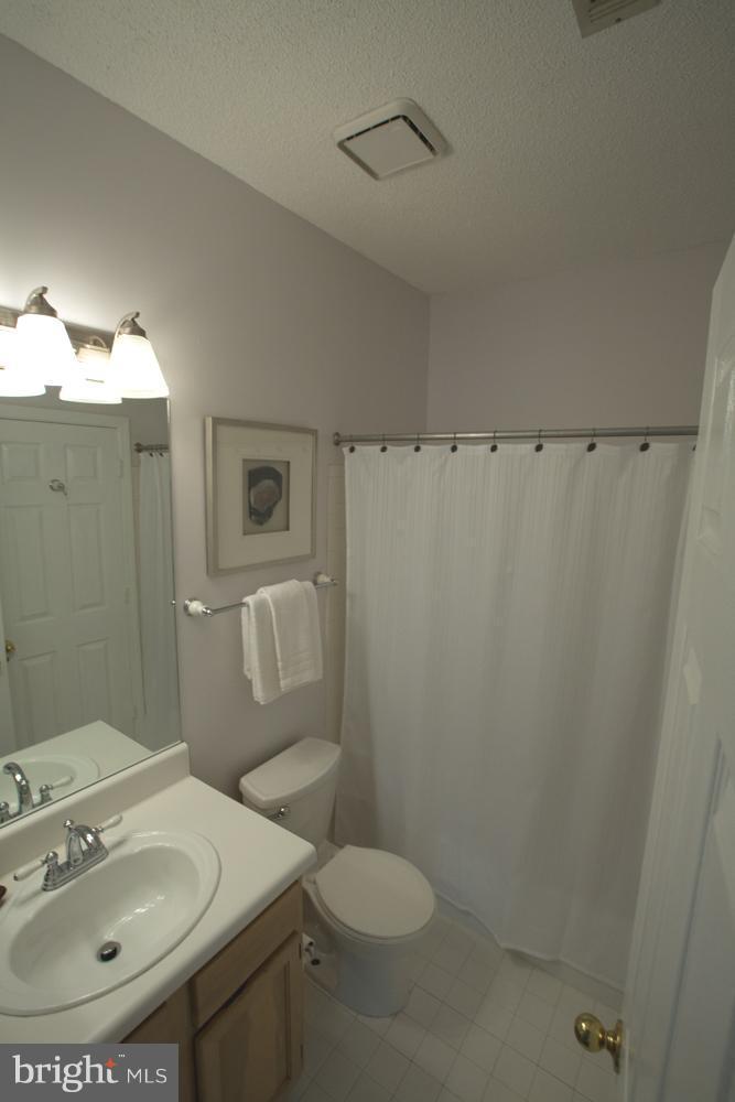 STONECROFT CONDO - Residential