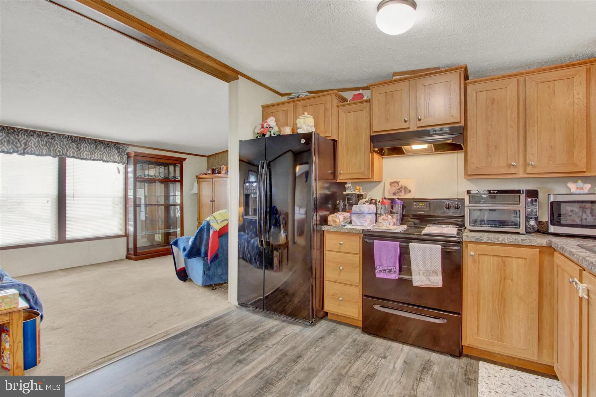 New Oxford, Pennsylvania 17350, United States, 3 Bedrooms Bedrooms, ,2 BathroomsBathrooms,Residential,Active,242403