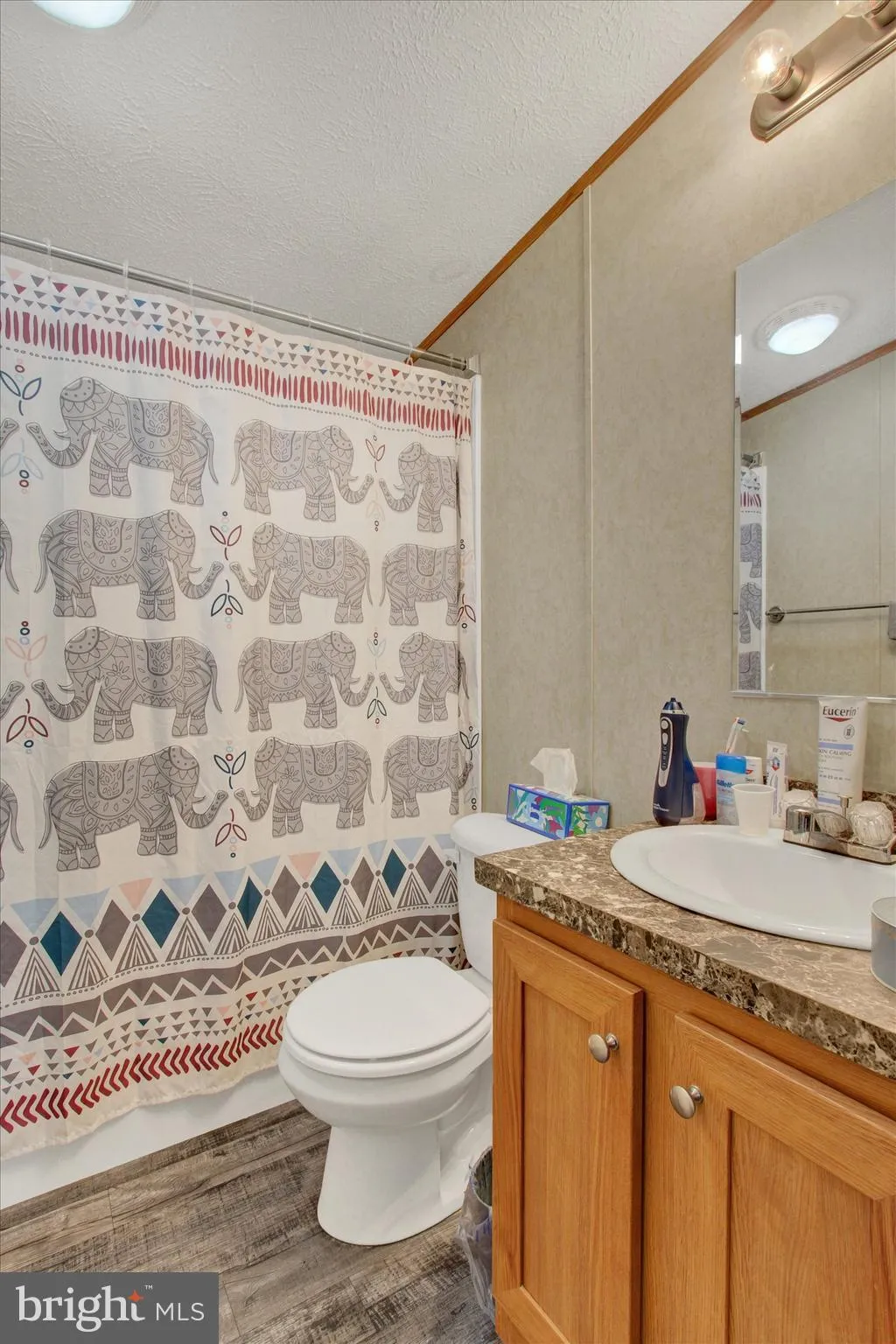 New Oxford, Pennsylvania 17350, United States, 3 Bedrooms Bedrooms, ,2 BathroomsBathrooms,Residential,Active,242403