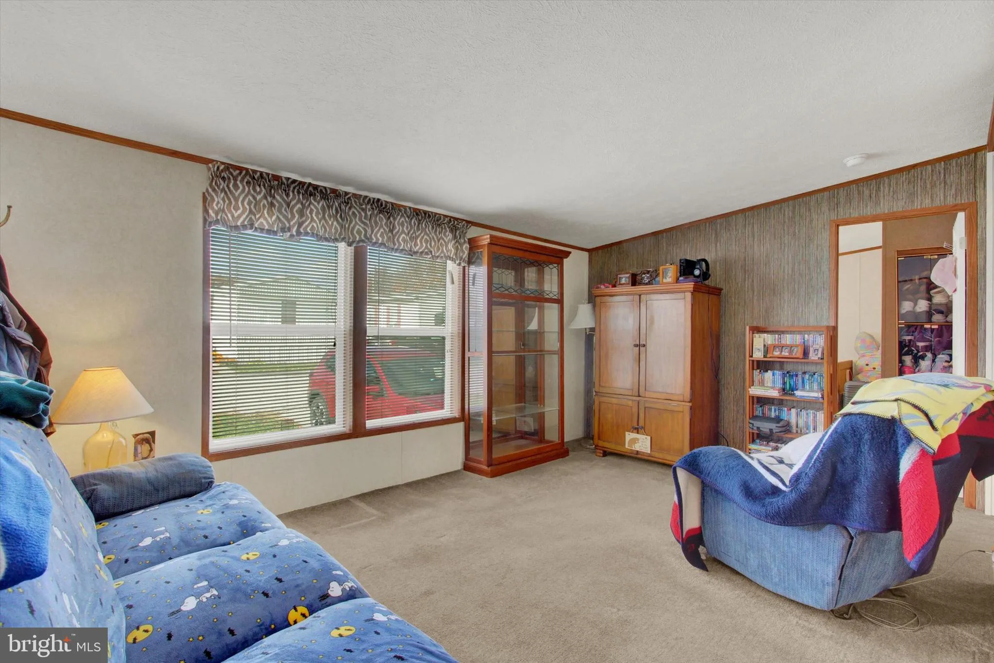 New Oxford, Pennsylvania 17350, United States, 3 Bedrooms Bedrooms, ,2 BathroomsBathrooms,Residential,Active,242403