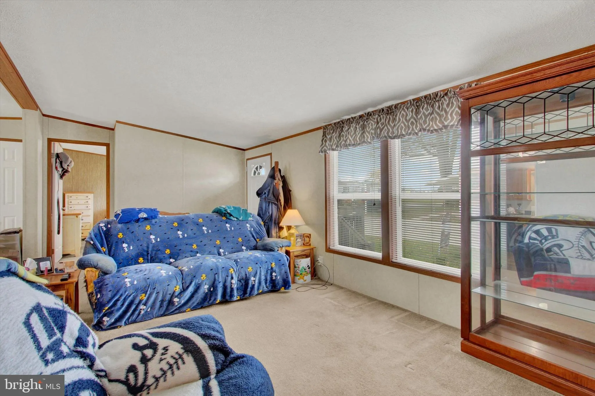 New Oxford, Pennsylvania 17350, United States, 3 Bedrooms Bedrooms, ,2 BathroomsBathrooms,Residential,Active,242403