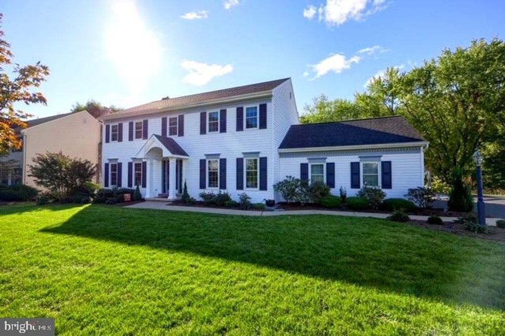 Photo of 2658 Valley View Drive, Lancaster, PA 17601 (MLS # PALA2058622)