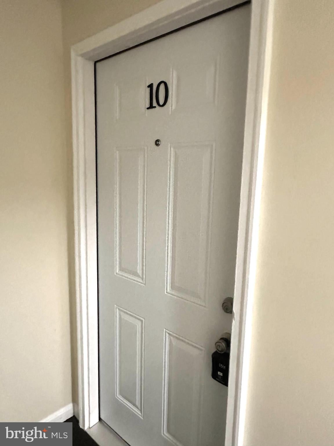 64 W ANTIETAM STREET APT. 10