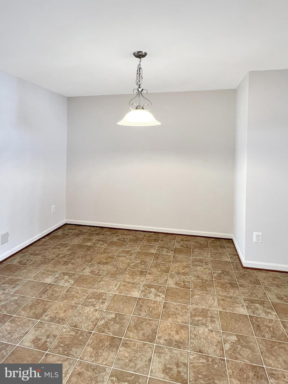 LAKELAND PLACE - Residential