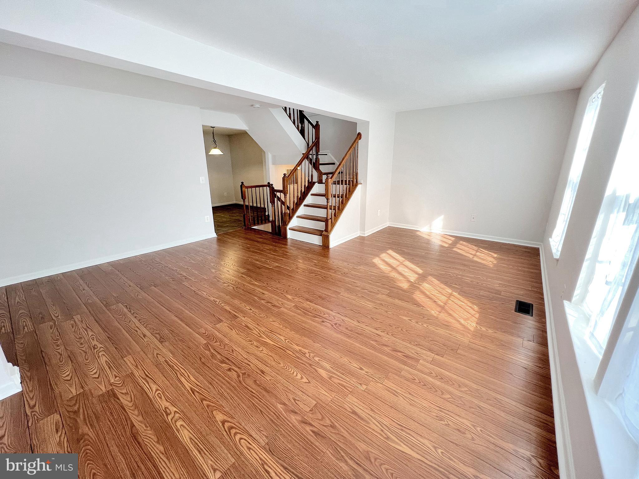 LAKELAND PLACE - Residential