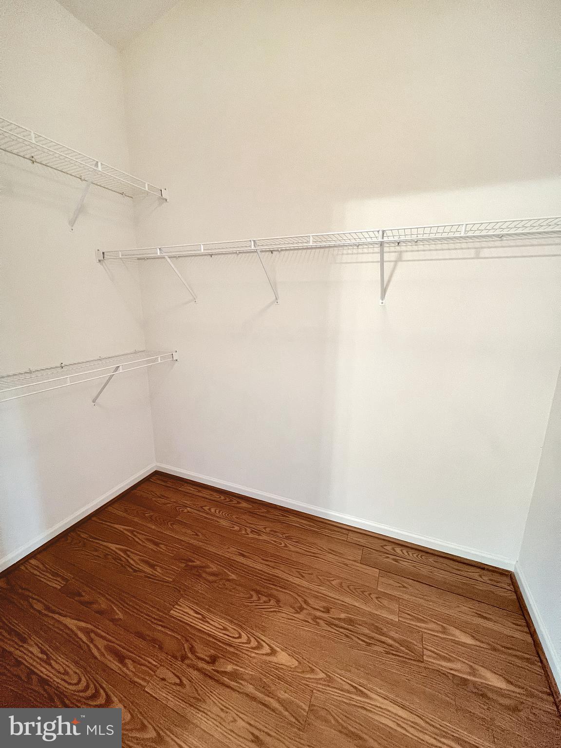 LAKELAND PLACE - Residential