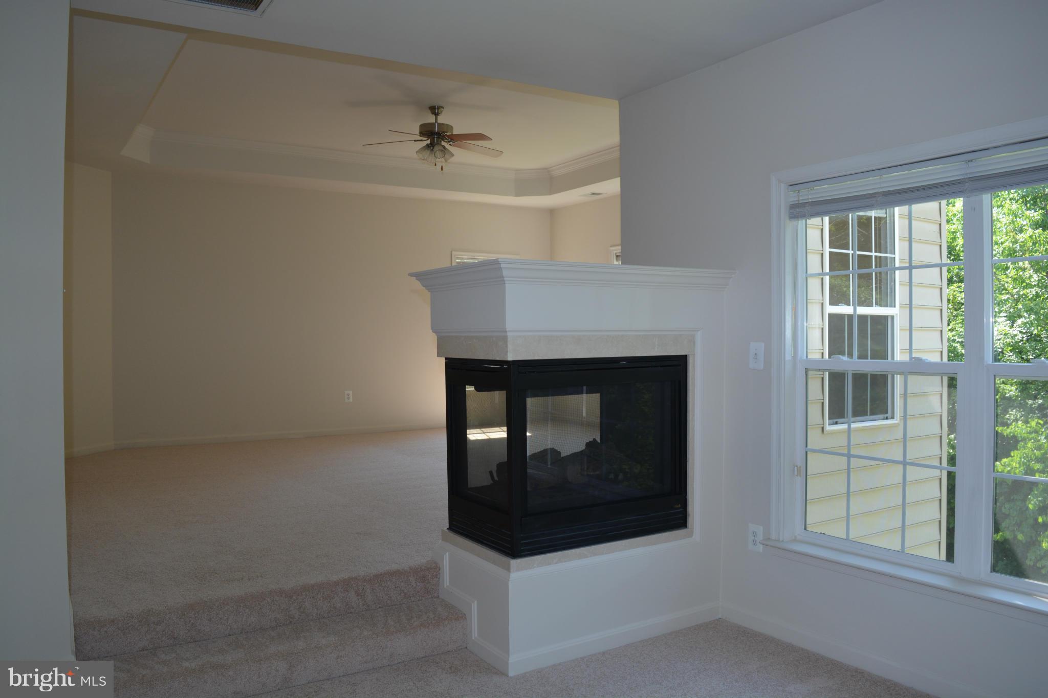 BROAD RUN OAKS - Residential Lease