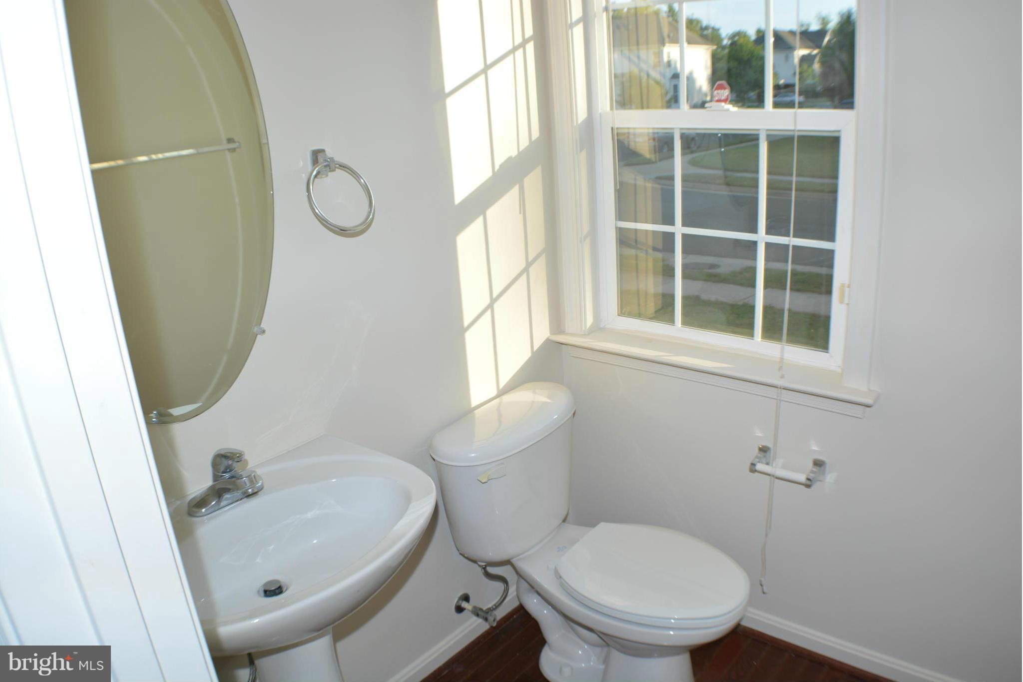 BROAD RUN OAKS - Residential Lease