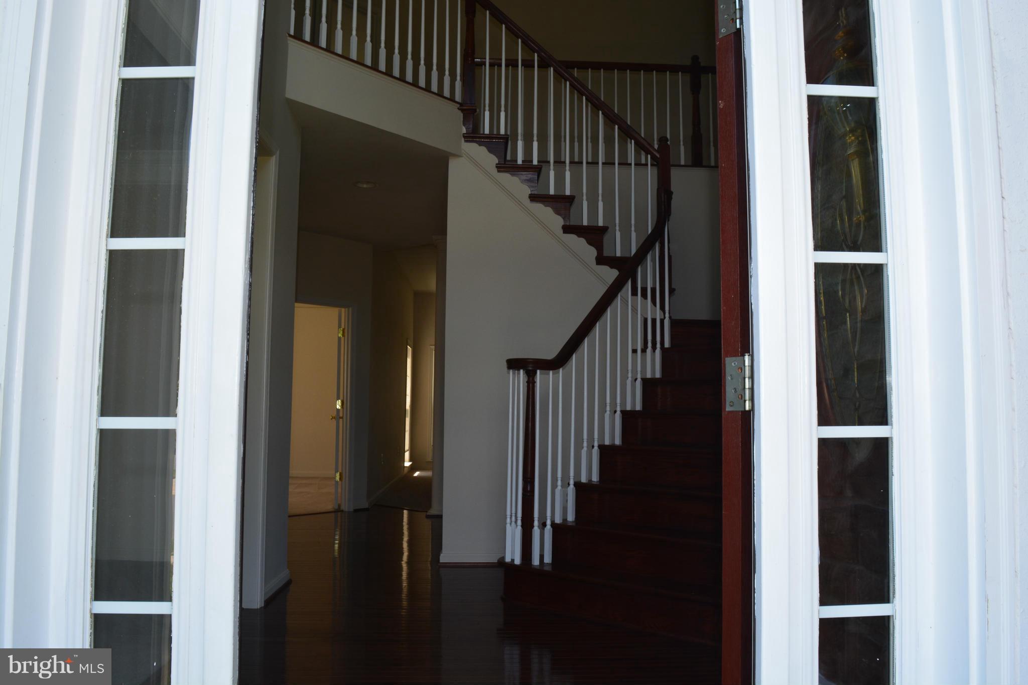 BROAD RUN OAKS - Residential Lease