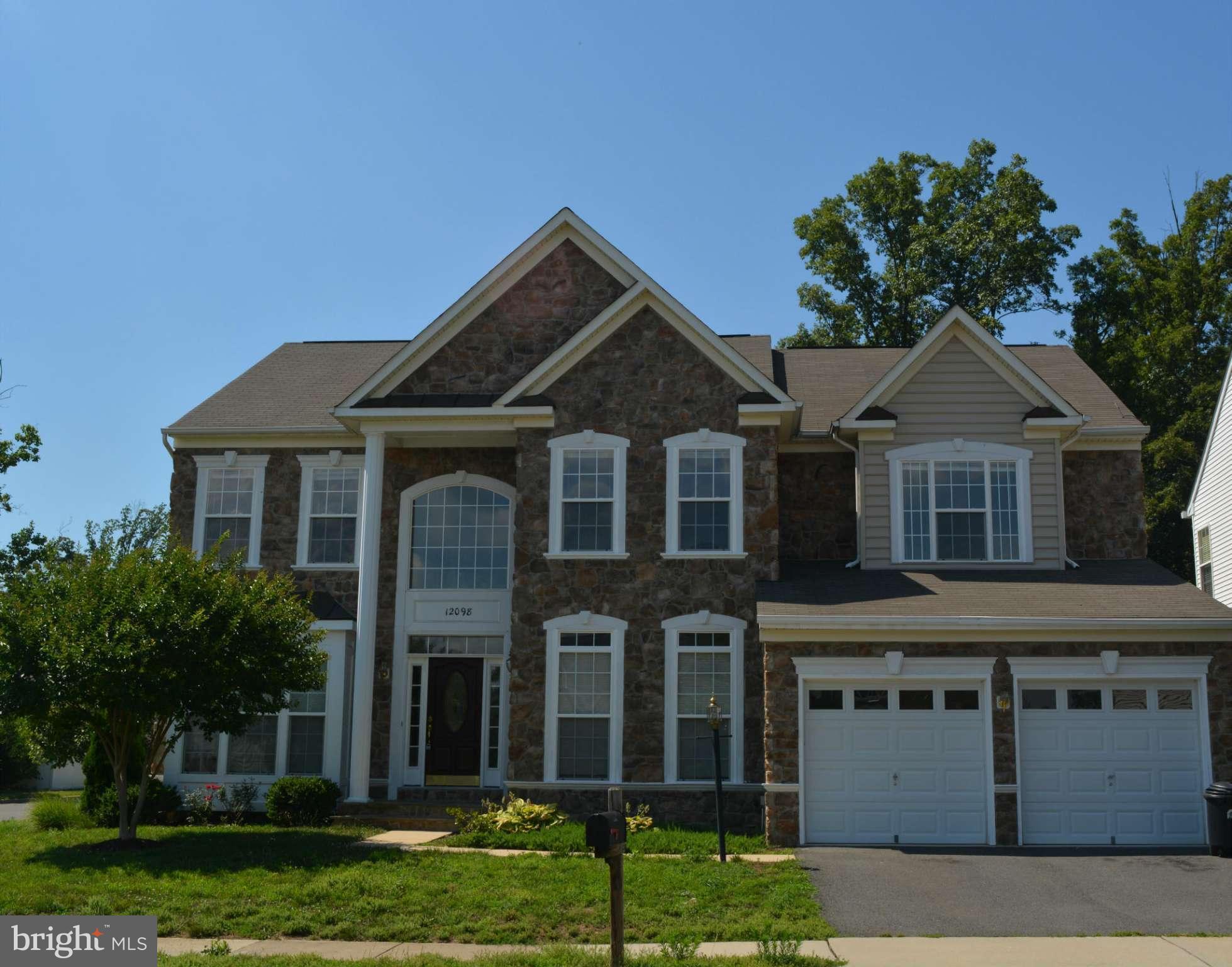 BROAD RUN OAKS - Residential Lease