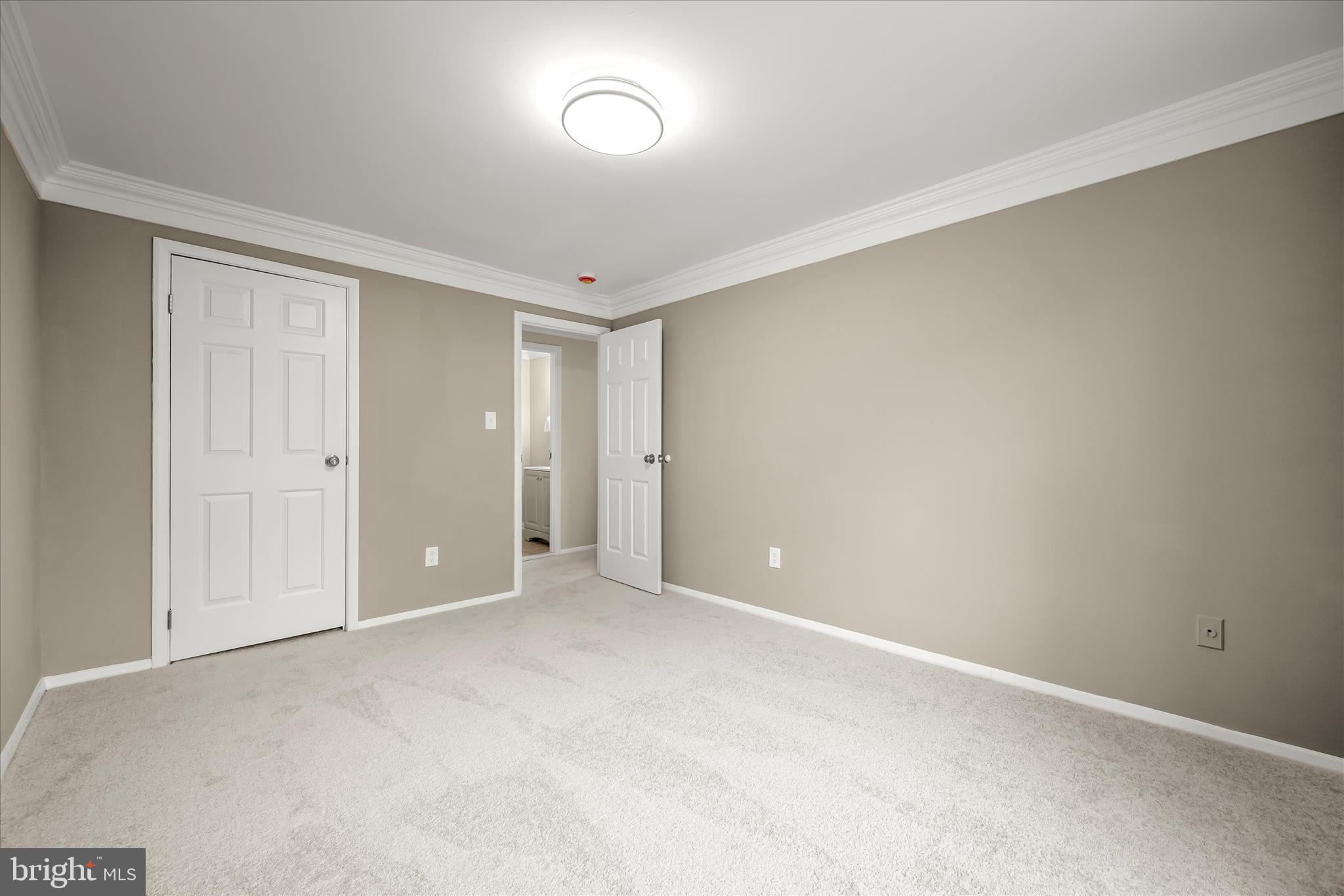 VILLAGE OF OWEN BROWN - Residential