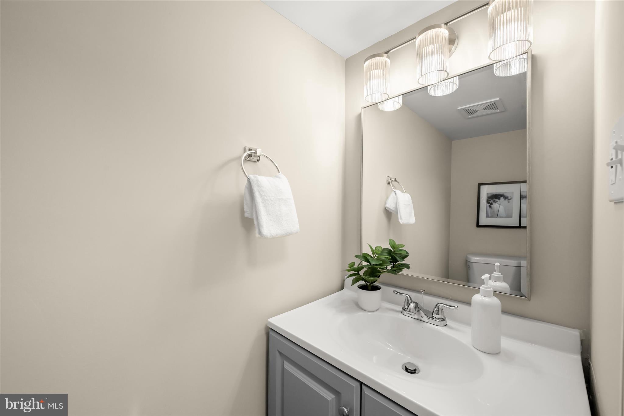 VILLAGE OF OWEN BROWN - Residential