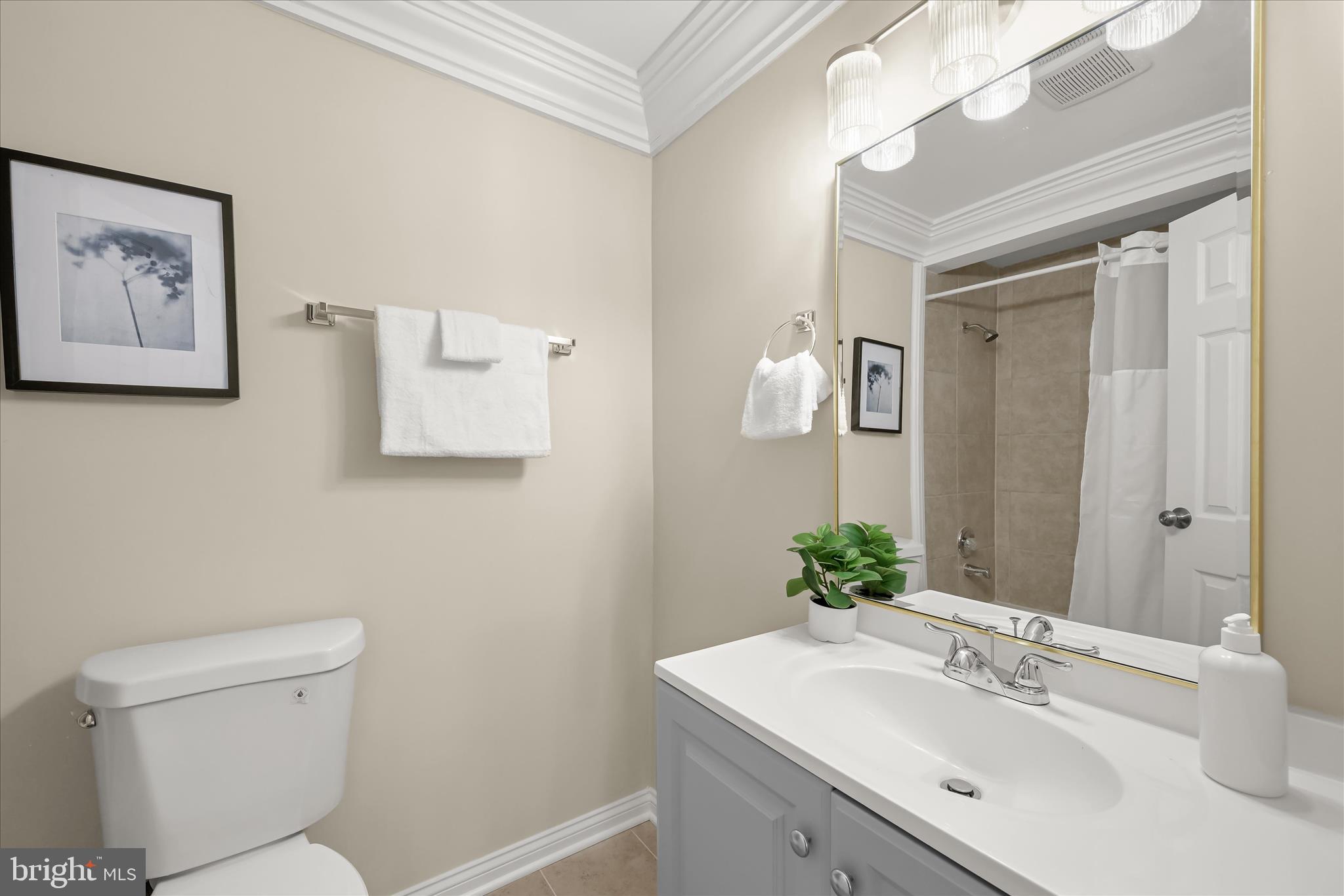 VILLAGE OF OWEN BROWN - Residential