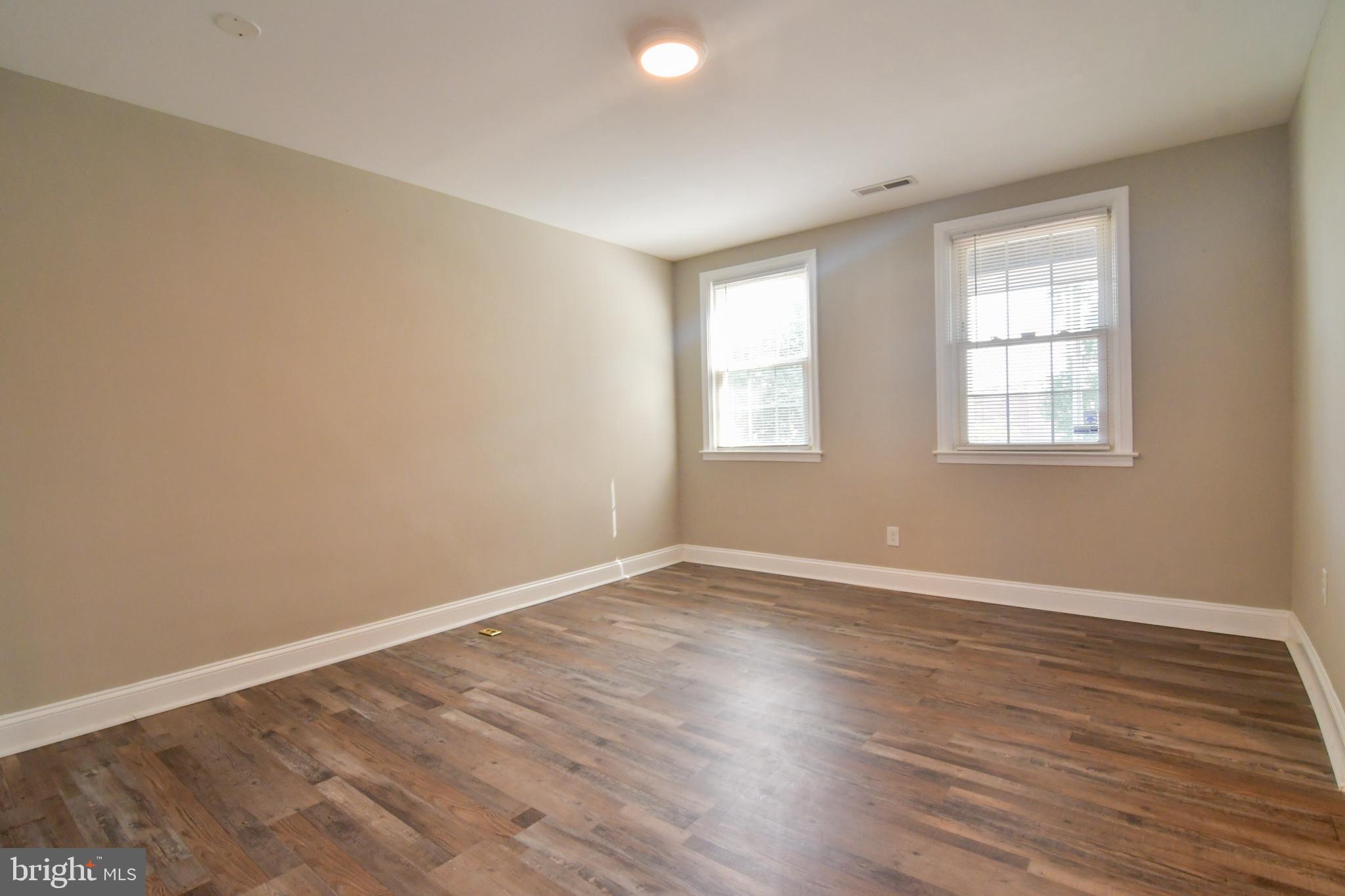 BELAIR-EDISON - Residential Lease